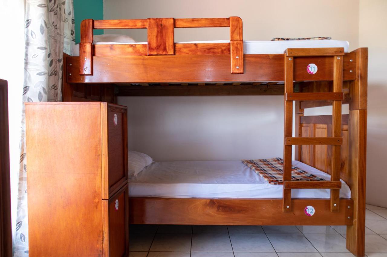 Hostel Bouganvilia Bed And Breakfast San Ramón Dış mekan fotoğraf