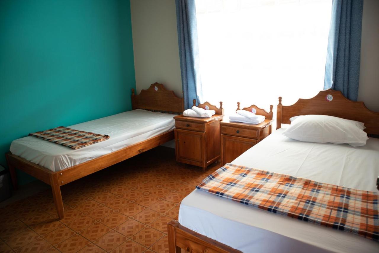 Hostel Bouganvilia Bed And Breakfast San Ramón Dış mekan fotoğraf